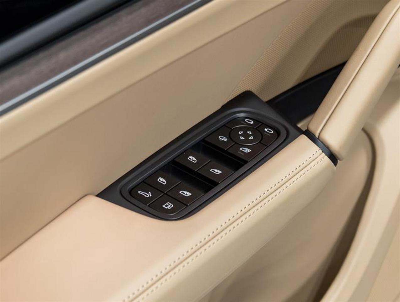 2026 Porsche Cayenne  Photo