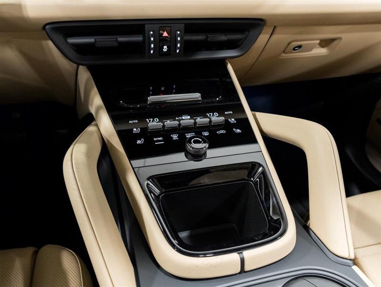 2026 Porsche Cayenne  Photo