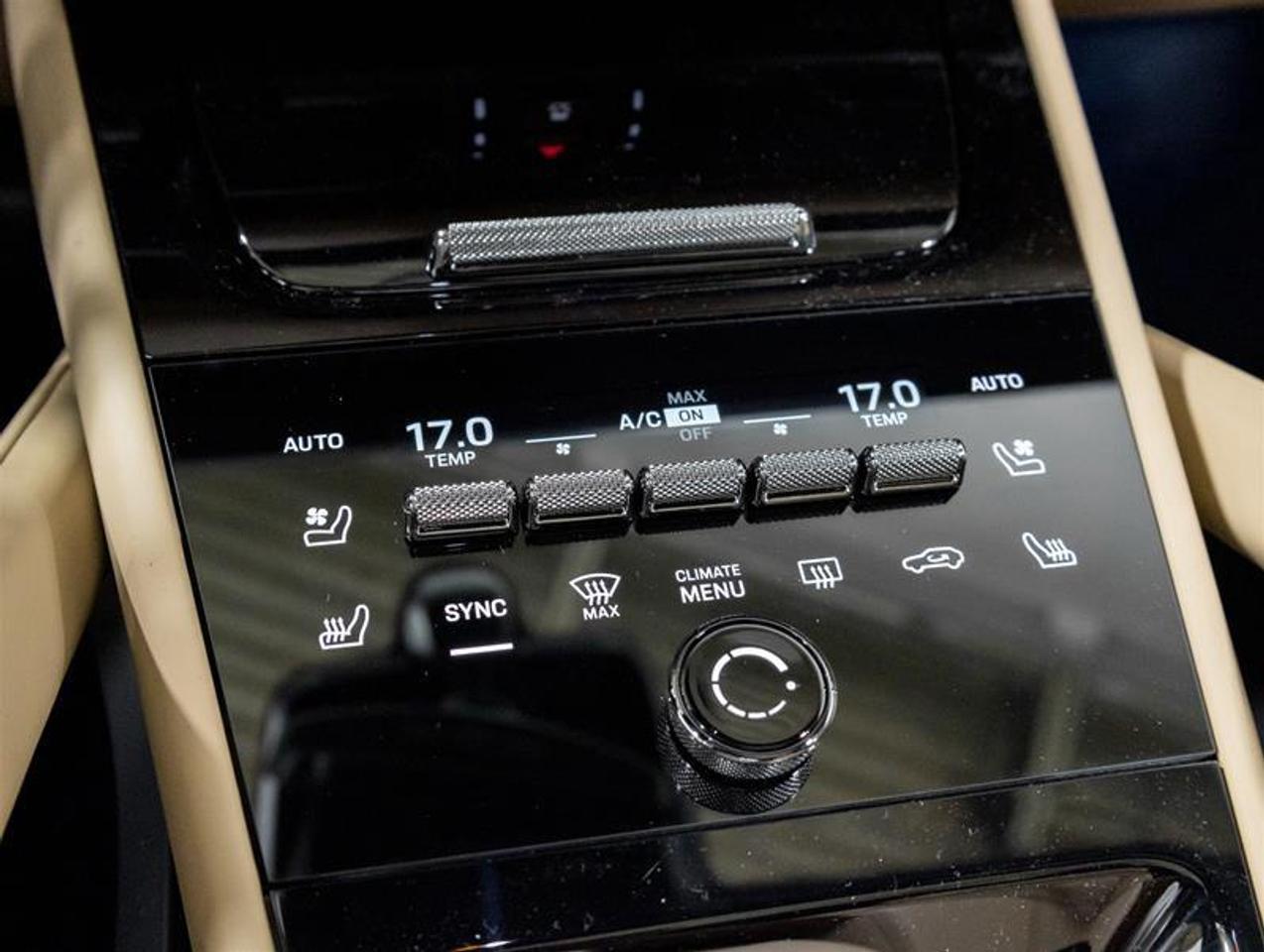 2026 Porsche Cayenne  Photo
