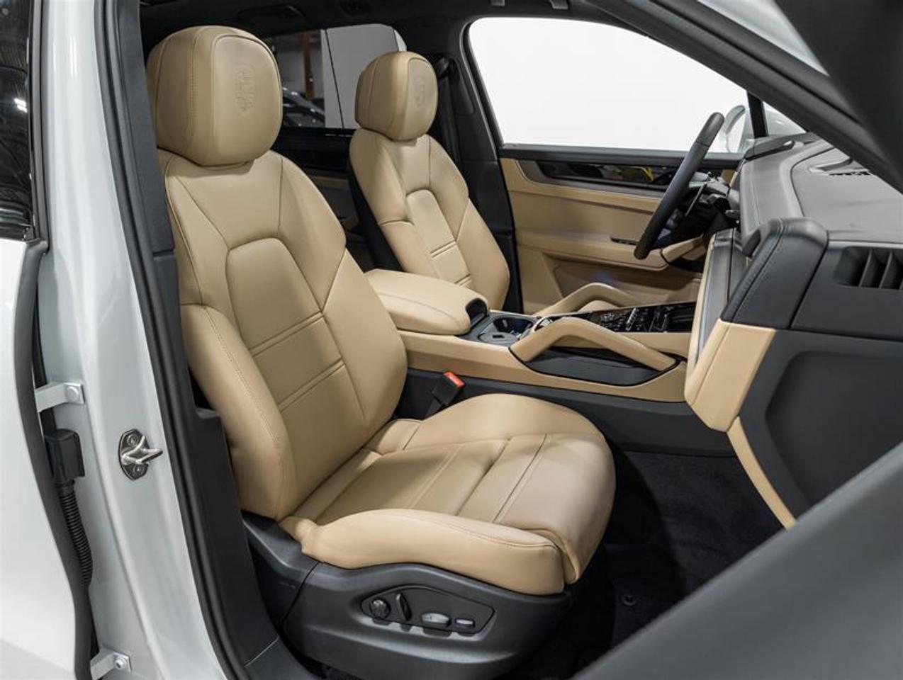 2026 Porsche Cayenne  Photo