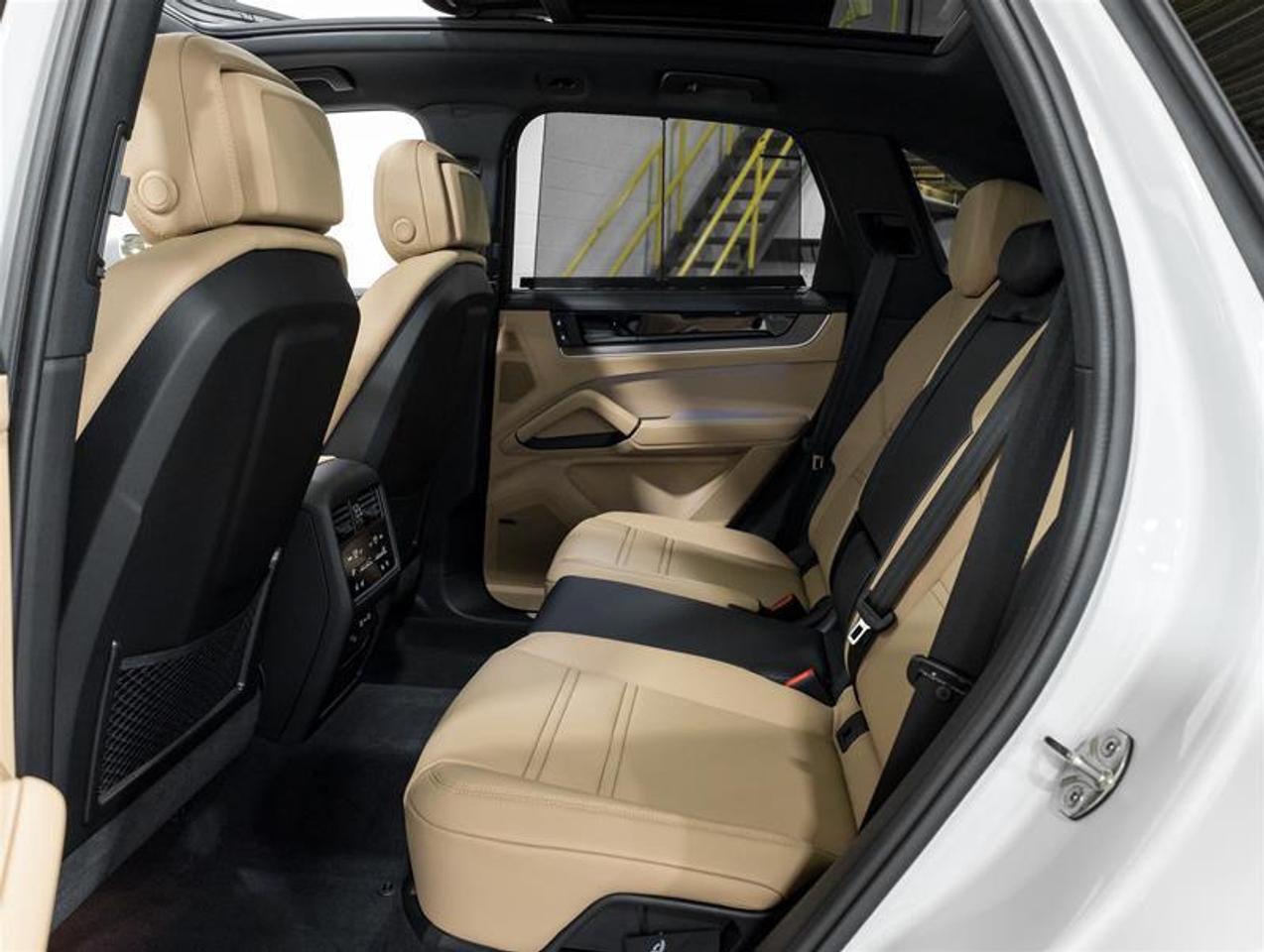 2026 Porsche Cayenne  Photo