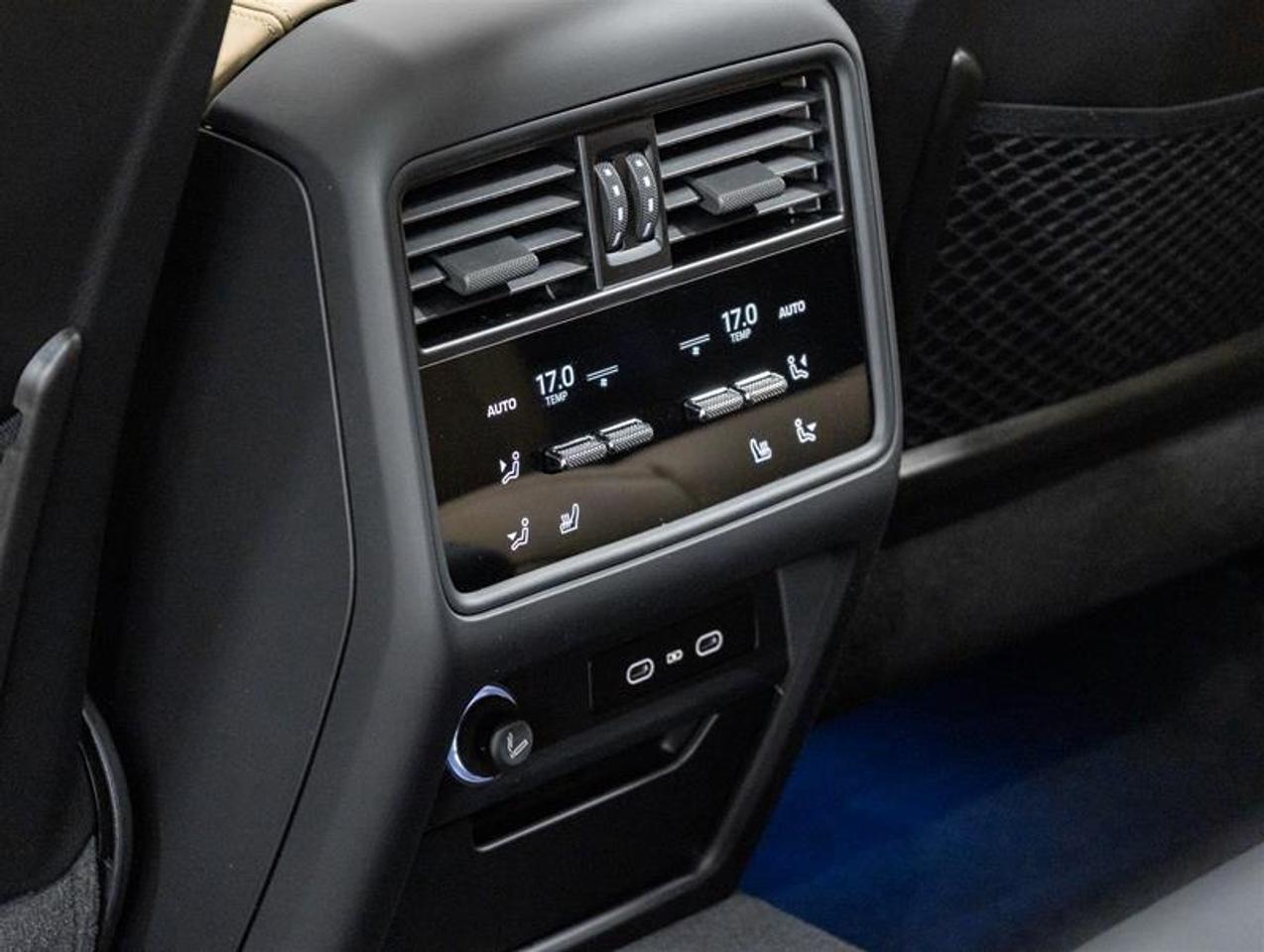 2026 Porsche Cayenne  Photo