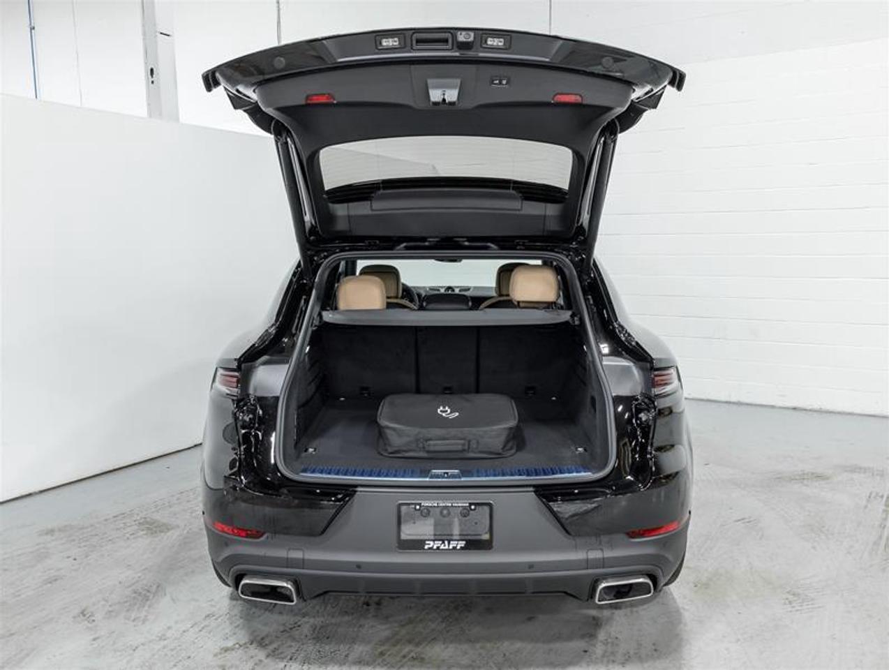 2026 Porsche Cayenne  Photo