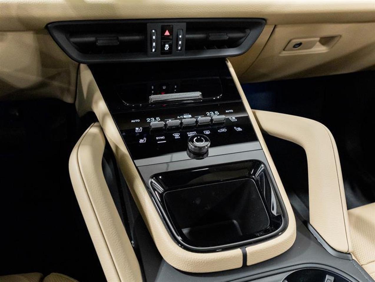 2026 Porsche Cayenne  Photo