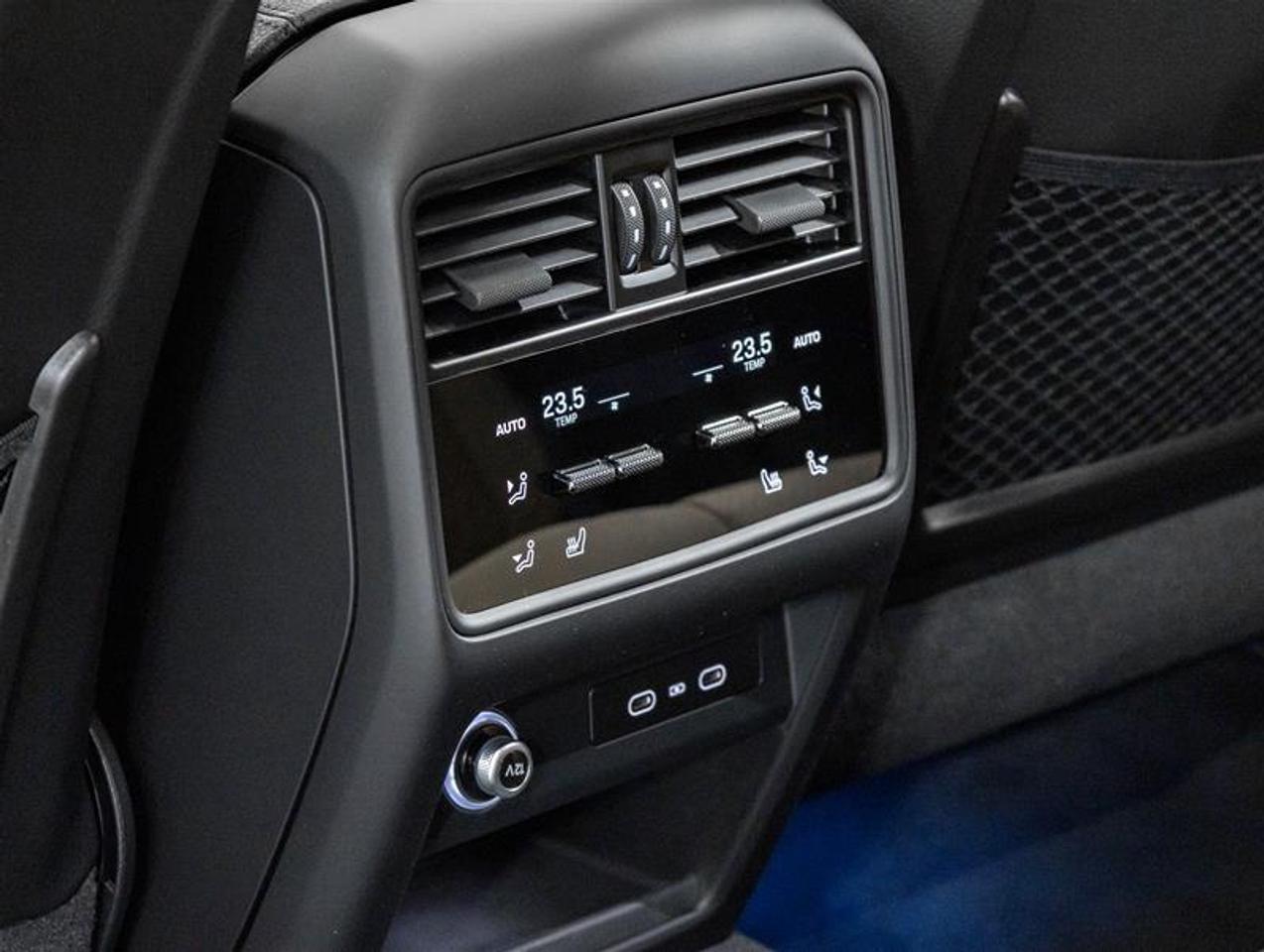 2026 Porsche Cayenne  Photo
