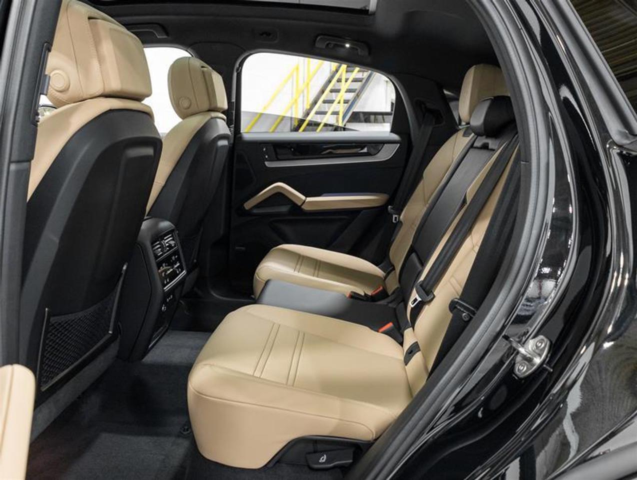 2026 Porsche Cayenne  Photo
