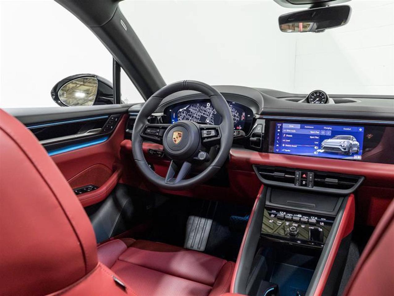 2026 Porsche Macan  Photo
