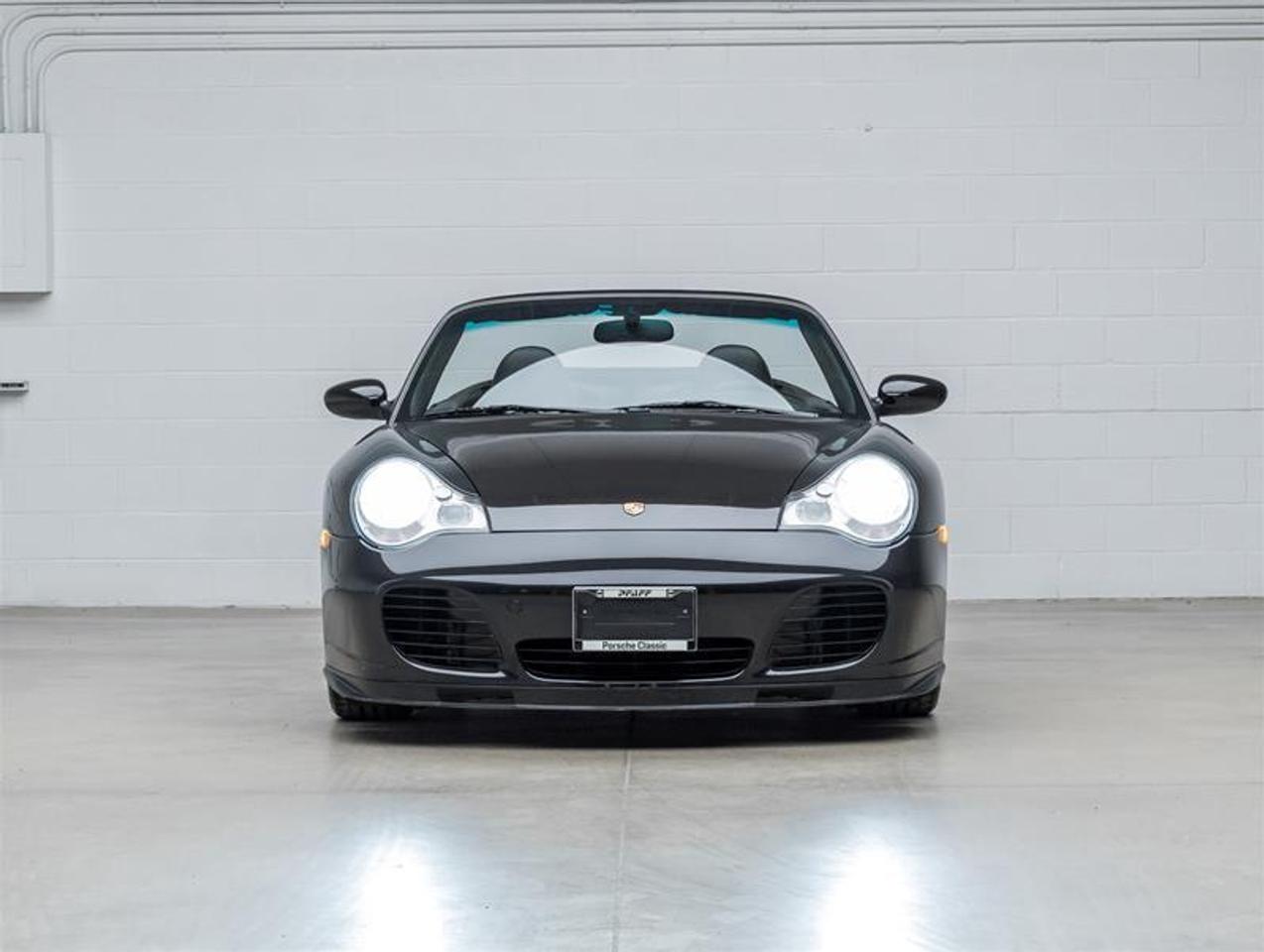 2004 Porsche 911  Photo