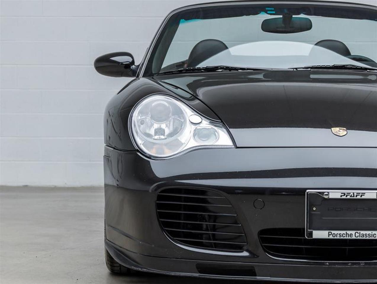2004 Porsche 911  Photo