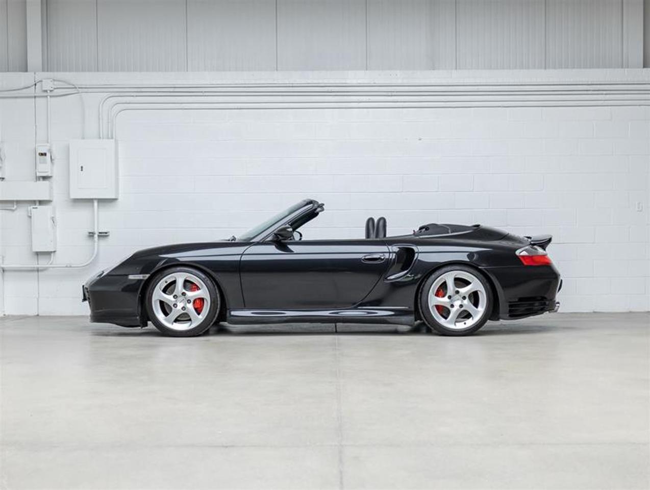 2004 Porsche 911  Photo