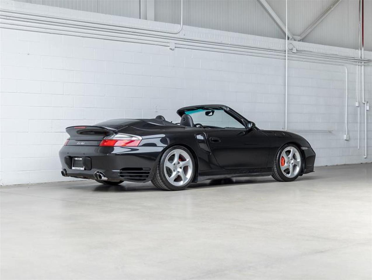 2004 Porsche 911  Photo
