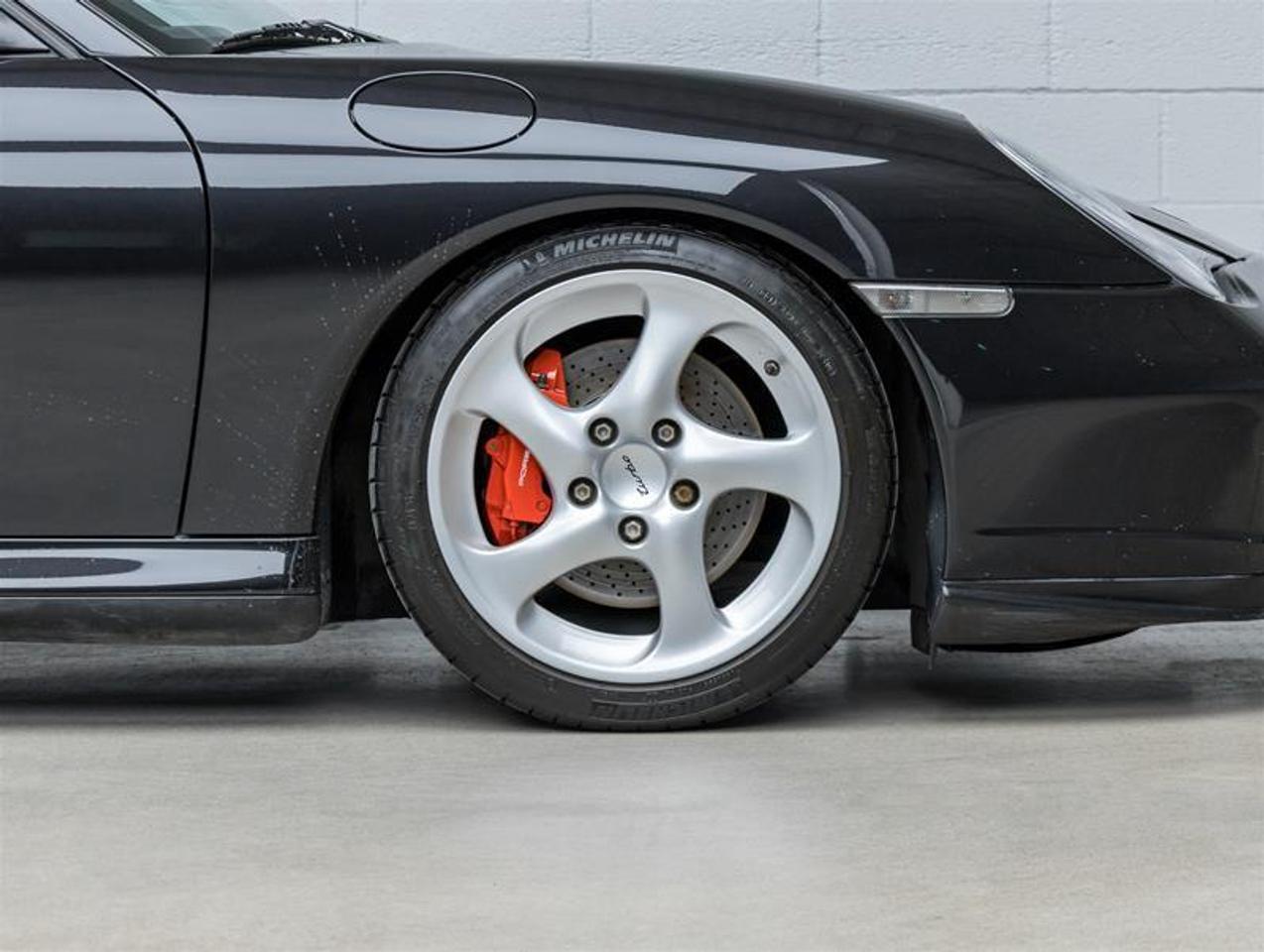 2004 Porsche 911  Photo