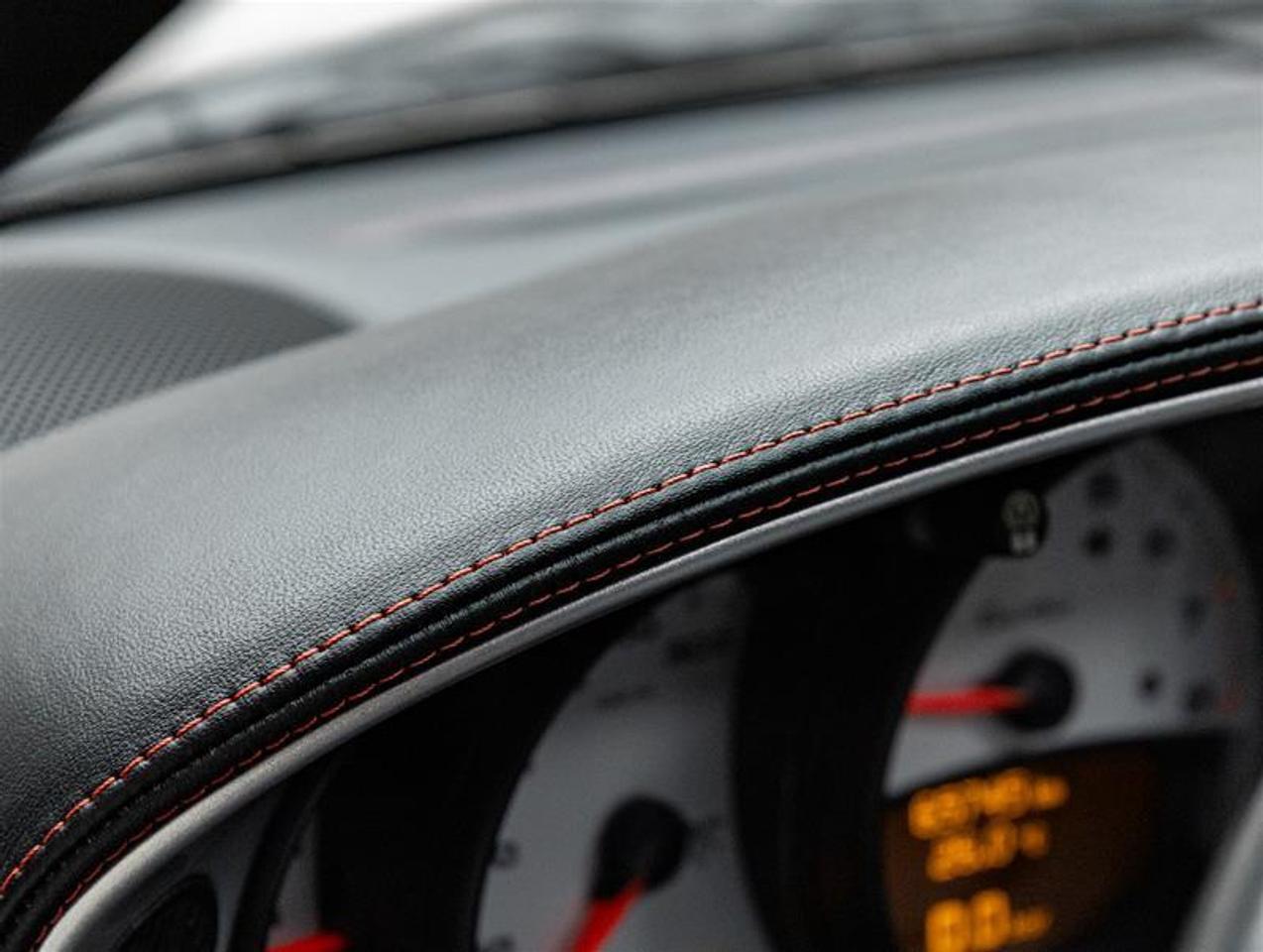 2004 Porsche 911  Photo