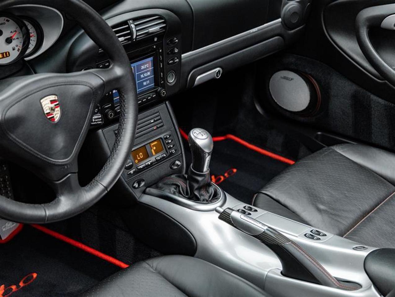 2004 Porsche 911  Photo