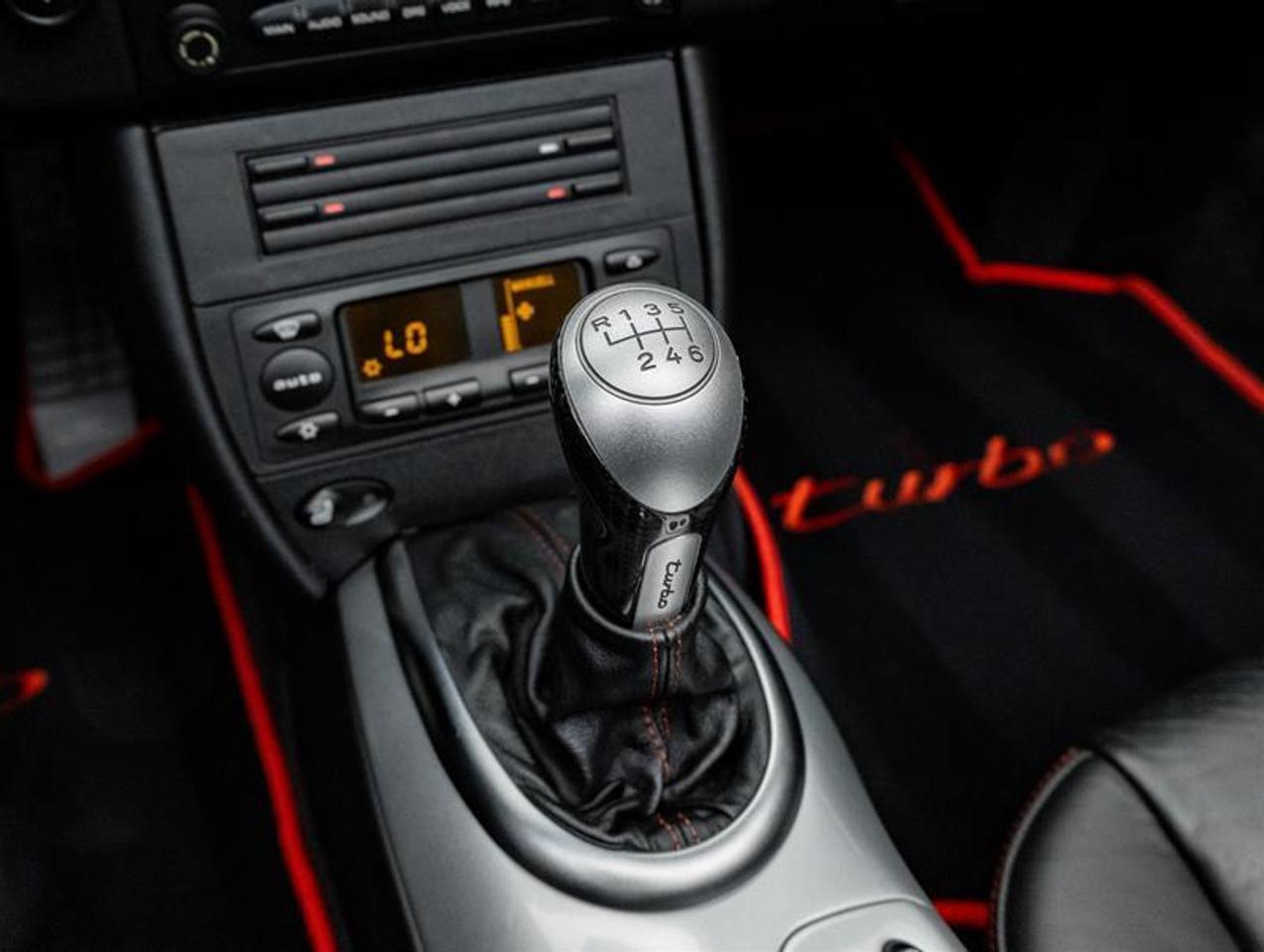 2004 Porsche 911  Photo