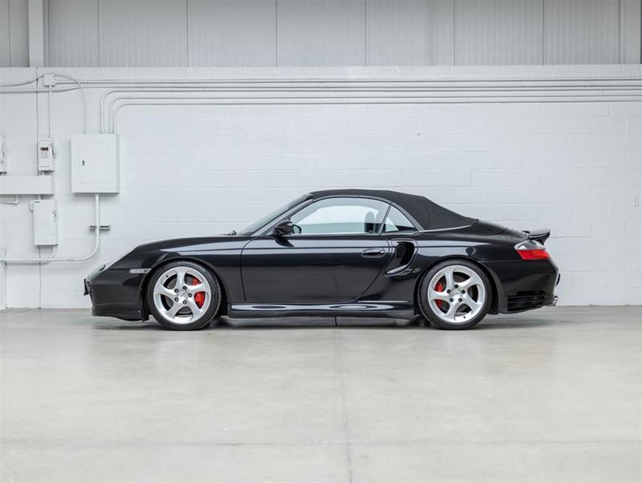 2004 Porsche 911  Photo
