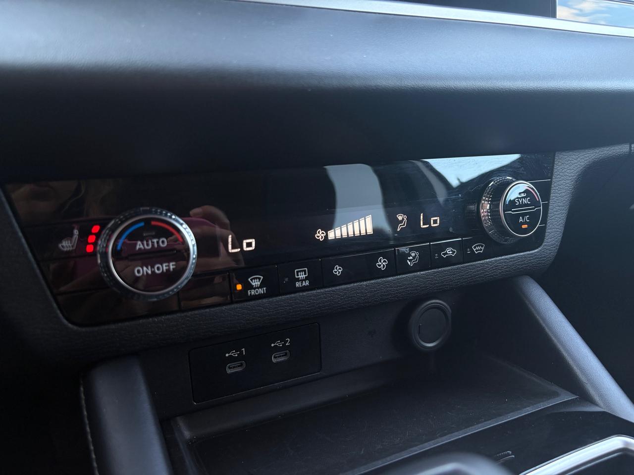 2025 Mitsubishi Outlander ES 4dr S-AWC Photo