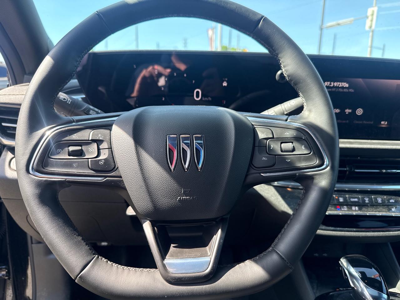 2024 Buick Envista Avenir 4dr Front-Wheel Drive Photo