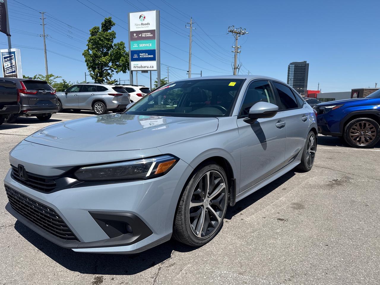 2023 Honda Civic Touring 4dr Sedan Photo
