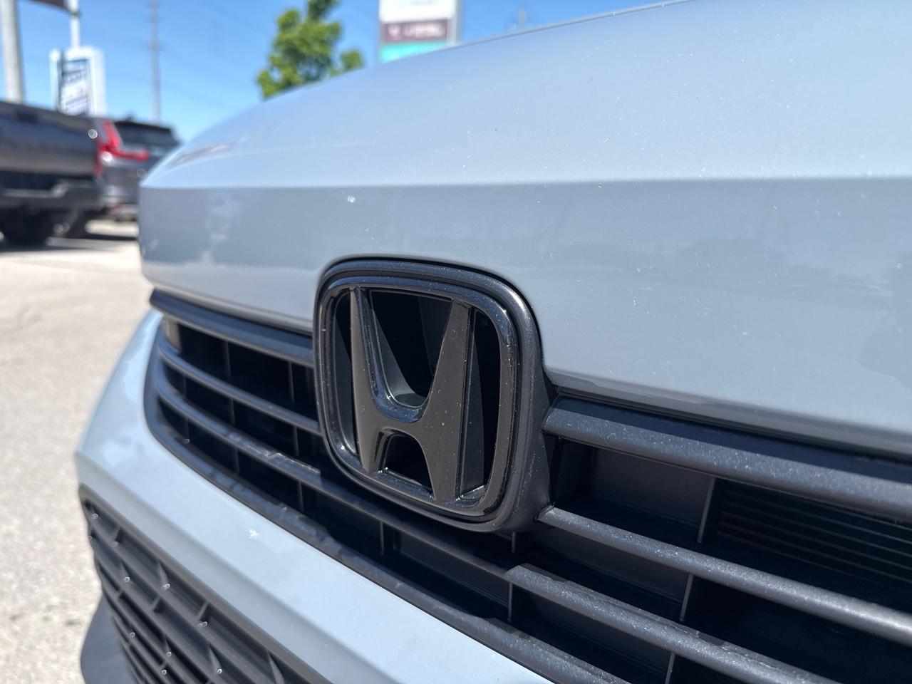 2023 Honda Civic Touring 4dr Sedan Photo