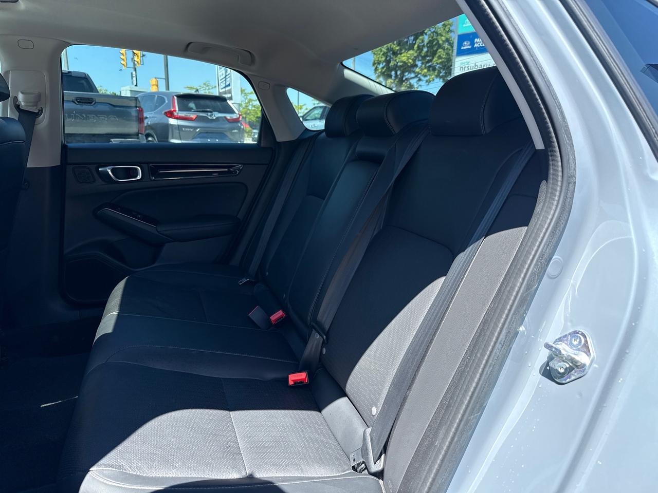 2023 Honda Civic Touring 4dr Sedan Photo