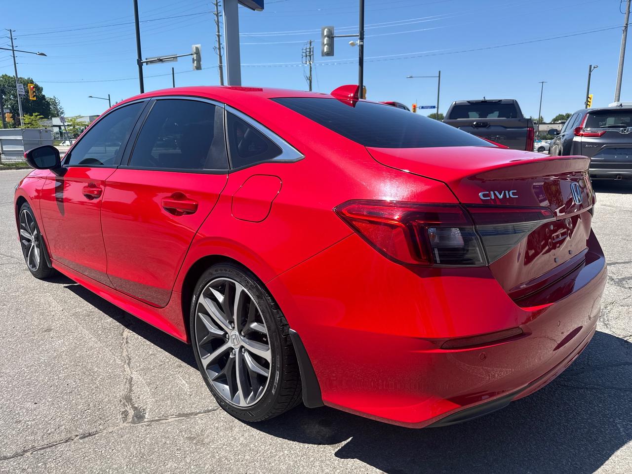 2022 Honda Civic Touring 4dr Sedan Photo