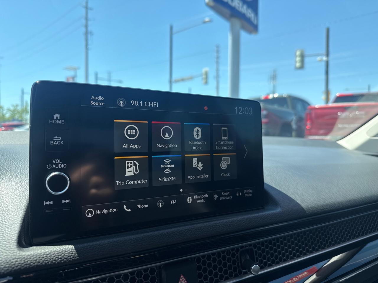 2022 Honda Civic Touring 4dr Sedan Photo