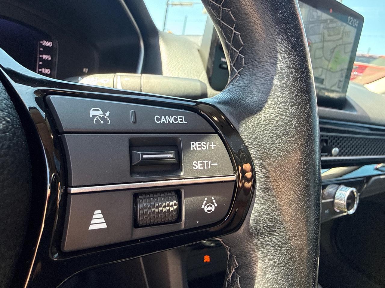 2022 Honda Civic Touring 4dr Sedan Photo