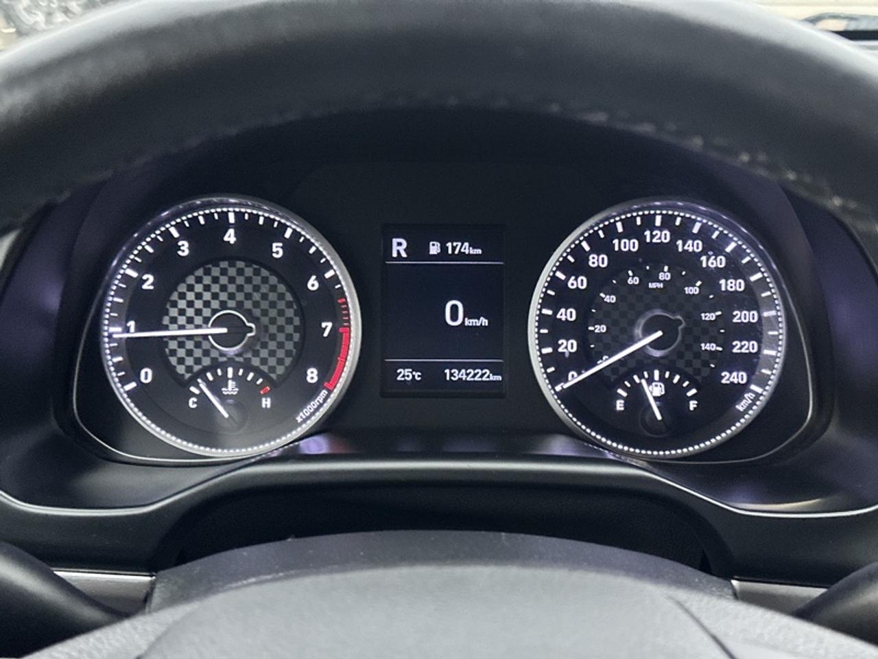 2020 Hyundai Elantra Preferred IVT Photo