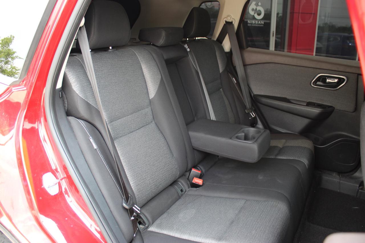 2021 Nissan Rogue S Photo
