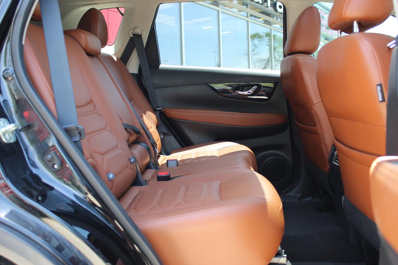 2018 Nissan Rogue UNKNOWN Photo