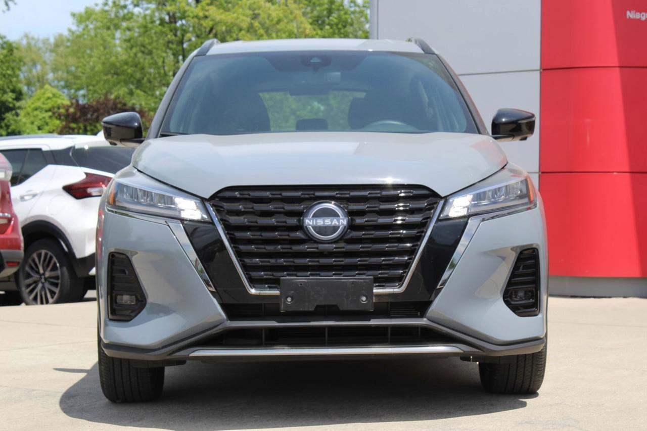 2024 Nissan Kicks SR Photo
