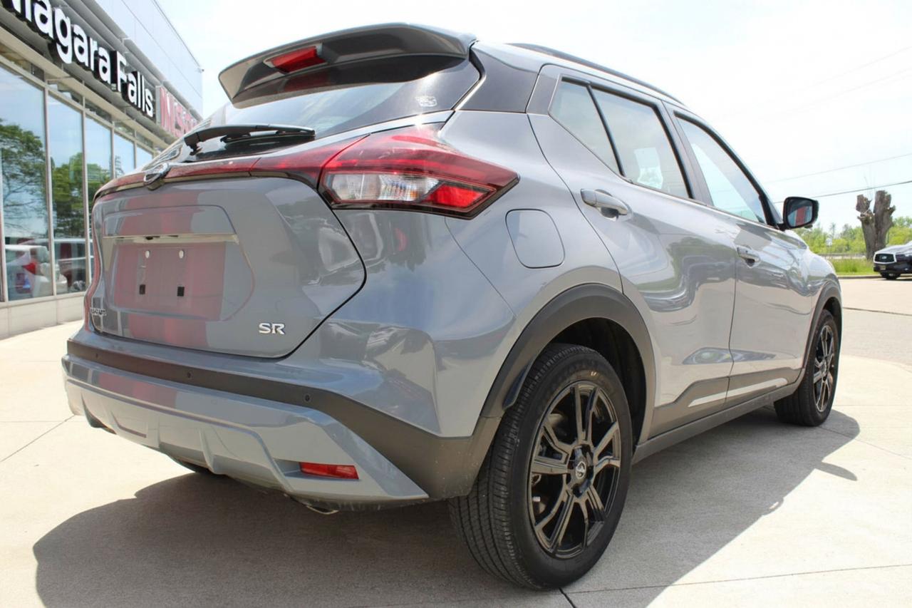 2024 Nissan Kicks SR Photo
