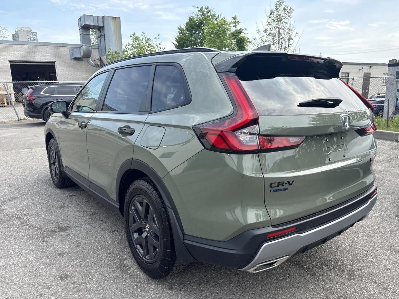 2026 Honda CR-V Hybrid Trailsport Honda Certified 7YRS/160K Warranty Photo
