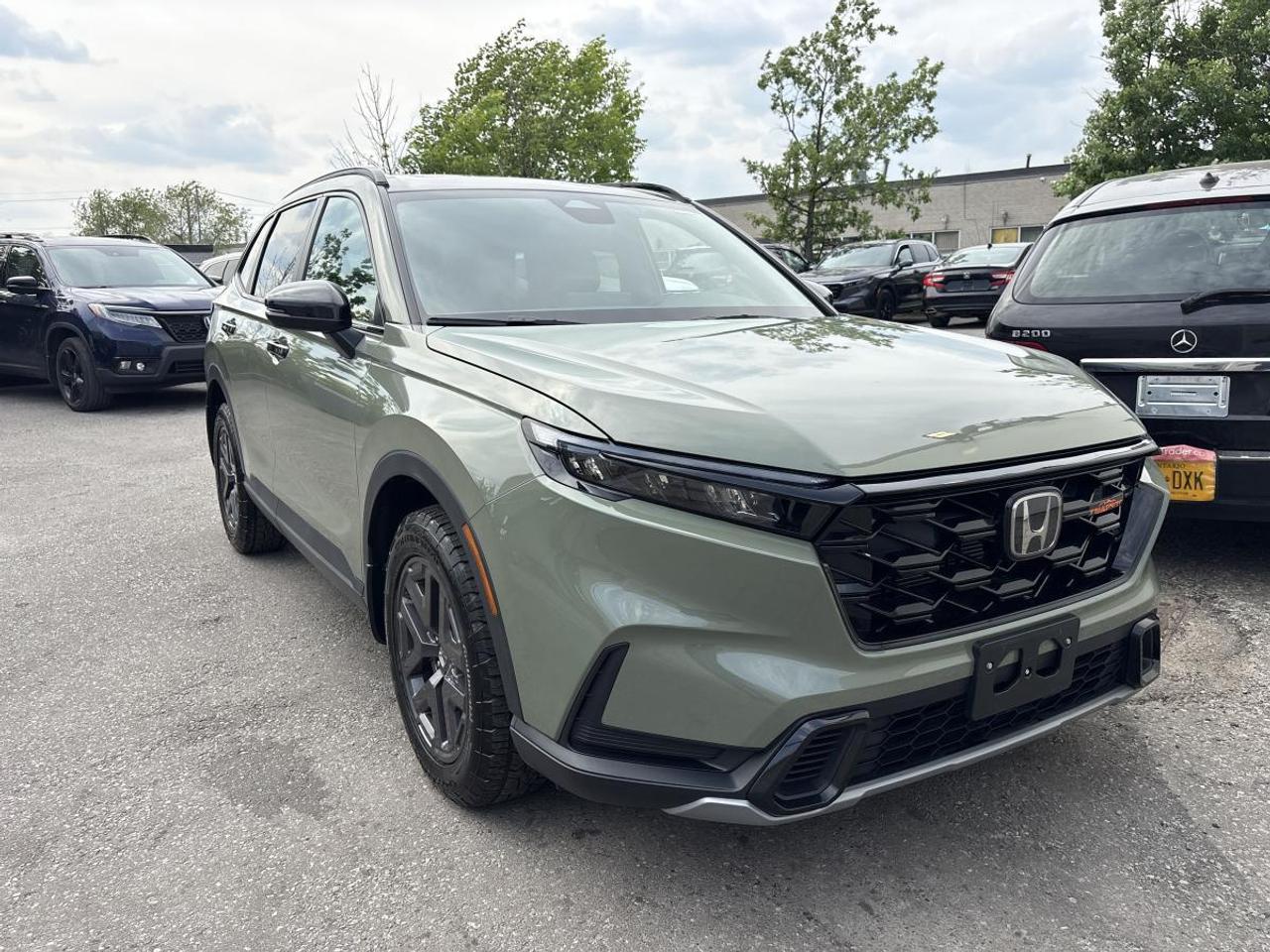 2026 Honda CR-V Hybrid Trailsport Honda Certified 7YRS/160K Warranty Photo