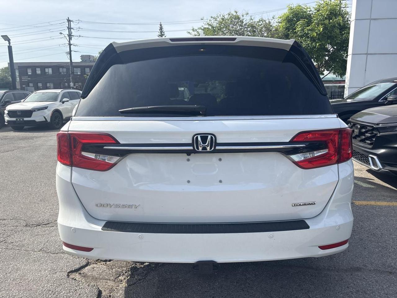 2024 Honda Odyssey Touring Honda Certified With 7YRS/160K Warranty Photo
