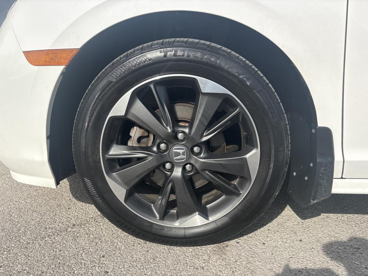 2024 Honda Odyssey Touring Honda Certified With 7YRS/160K Warranty Photo
