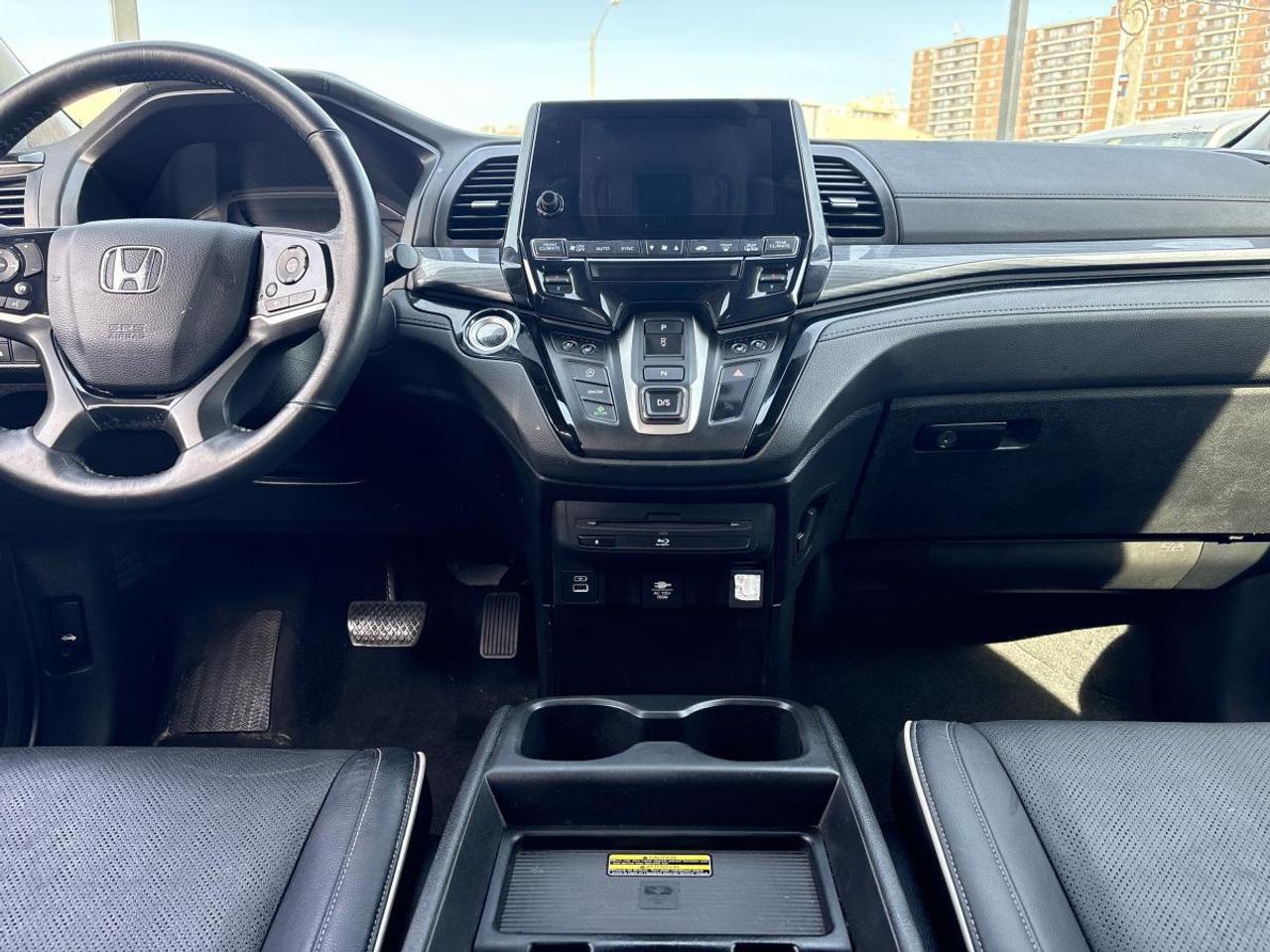2024 Honda Odyssey Touring Honda Certified With 7YRS/160K Warranty Photo