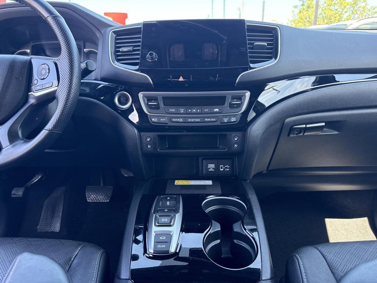 2021 Honda Passport Touring AWD/Sunroof/GPS/Bluetooth/Leather Photo