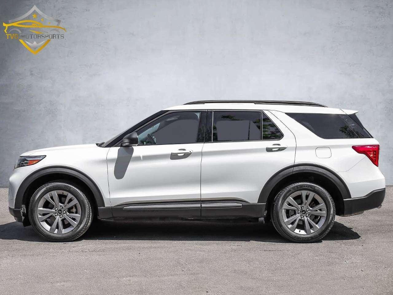2021 Ford Explorer XLT 4WD STAR WHITE - Only 28 000Km! Photo