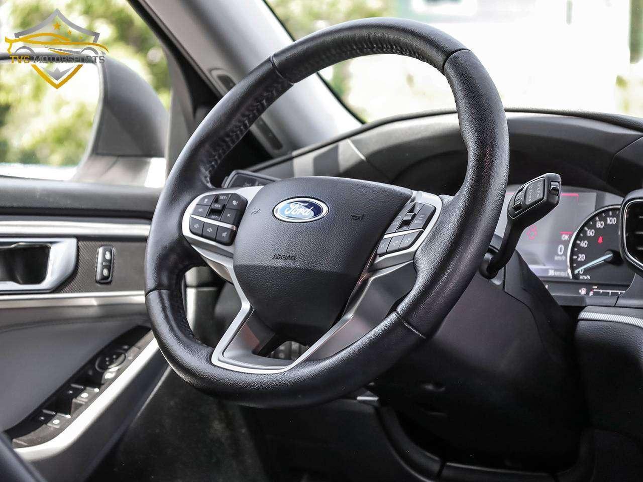 2021 Ford Explorer XLT 4WD STAR WHITE - Only 28 000Km! Photo