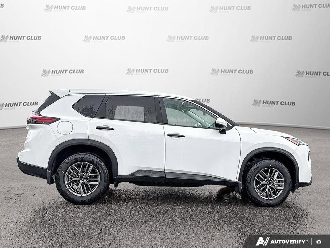 2026 Nissan Rogue S Photo