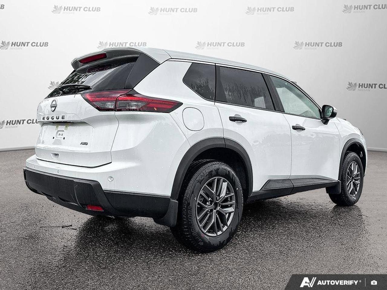 2026 Nissan Rogue S Photo