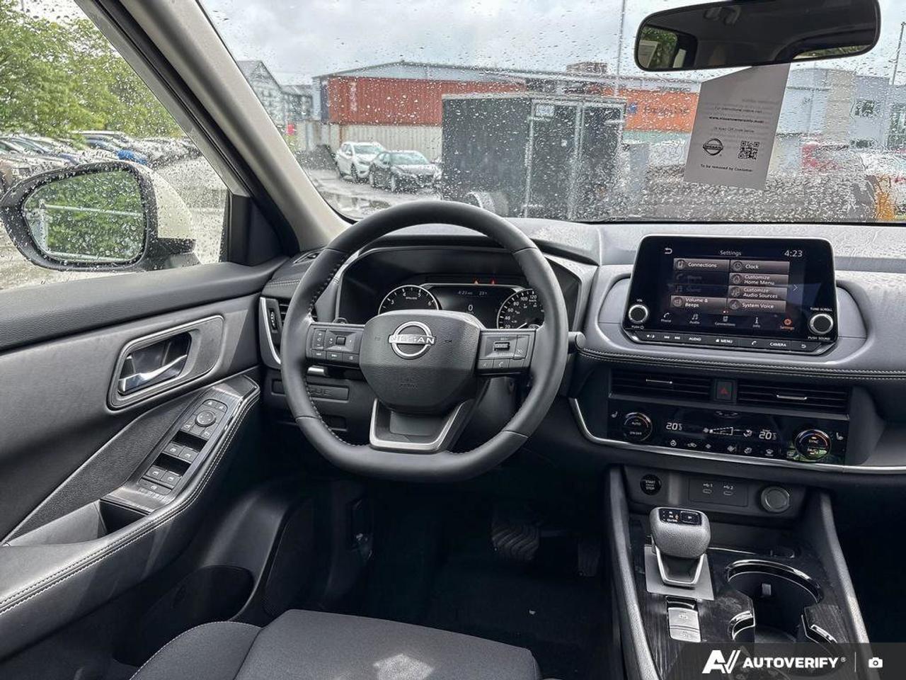 2026 Nissan Rogue S Photo