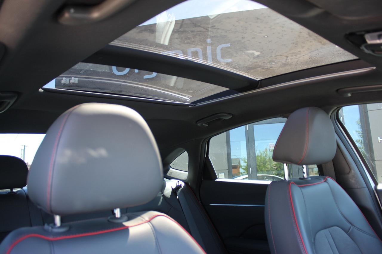 2020 Hyundai Sonata SPORT Photo