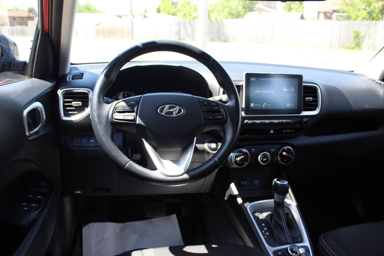 2021 Hyundai Venue PREFERRED Photo