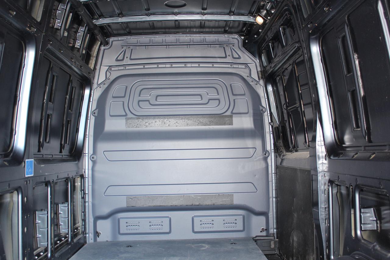 2022 Mercedes-Benz Sprinter Cargo Van 144" HIGH ROOF - "3.0L DIESEL" - "LEATHER" Photo