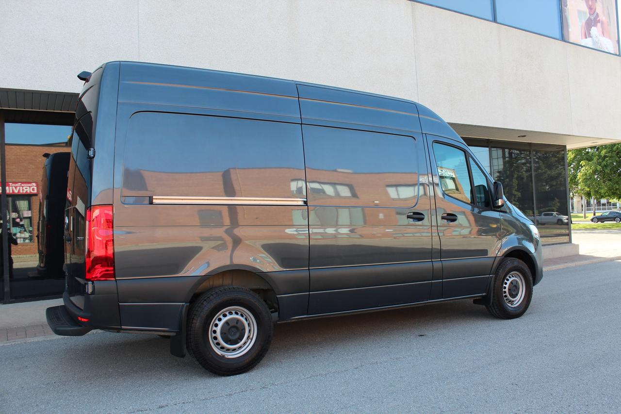2022 Mercedes-Benz Sprinter 144" HIGH ROOF - "3.0L DIESEL" - "LEATHER" Photo