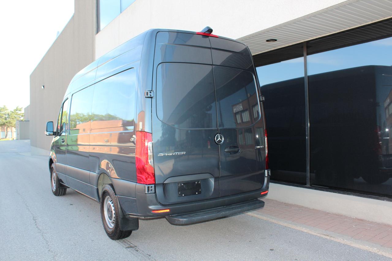 2022 Mercedes-Benz Sprinter 144" HIGH ROOF - "3.0L DIESEL" - "LEATHER" Photo