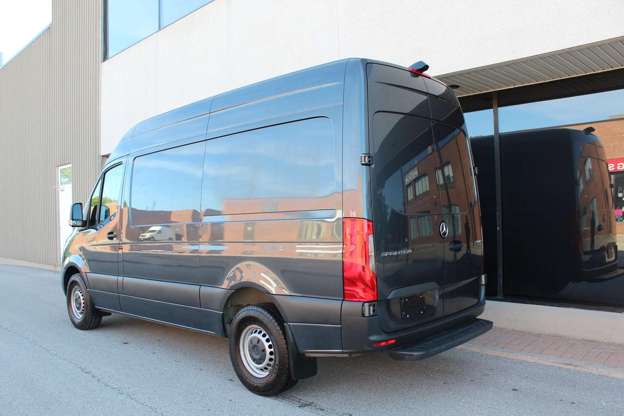2022 Mercedes-Benz Sprinter 144" HIGH ROOF - "3.0L DIESEL" - "LEATHER" Photo